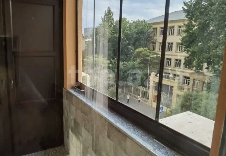 3 otaqlı mənzil , Bakı