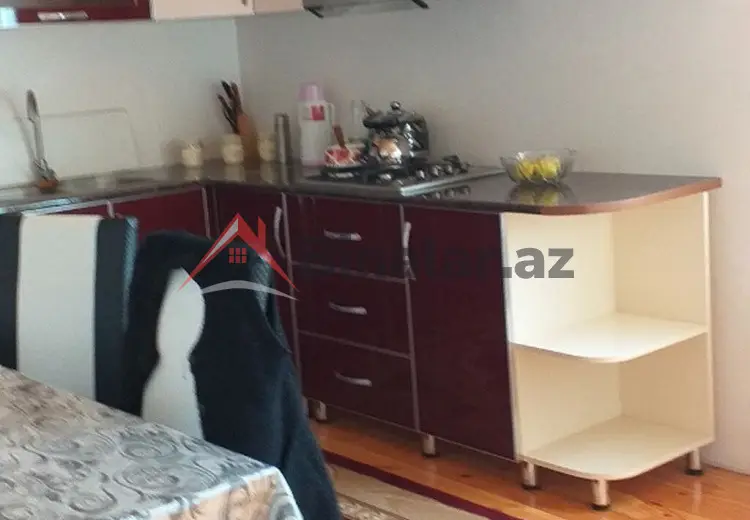 5 otaqlı mənzil Satılır, Bərdə