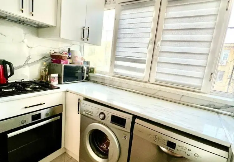 3 otaqlı mənzil , Bakı