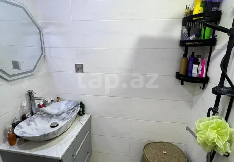 3 otaqlı mənzil , Bakı