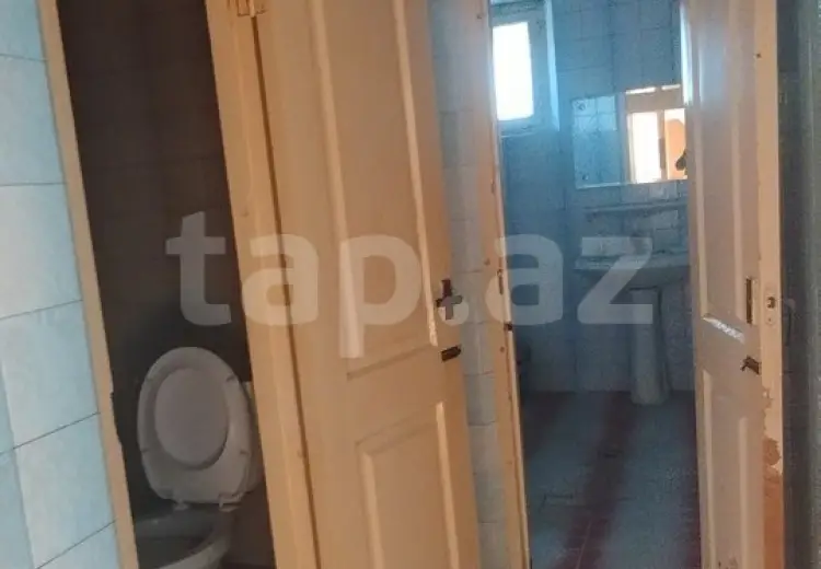 3 otaqlı mənzil , Şəki