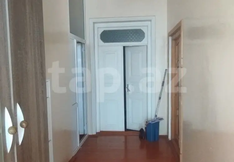 3 otaqlı mənzil , Şəki