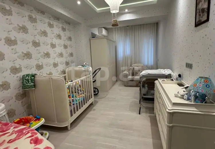 3 otaqlı mənzil , Bakı