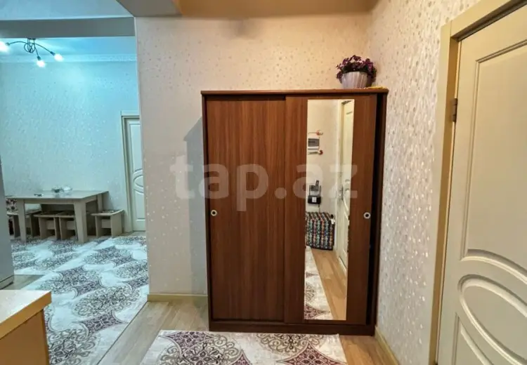 3 otaqlı mənzil , Bakı
