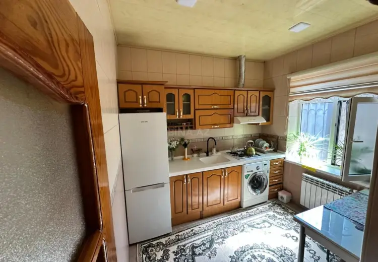 5 otaqlı mənzil Satılır, Keşlə qəs., Nizami, Bakı
