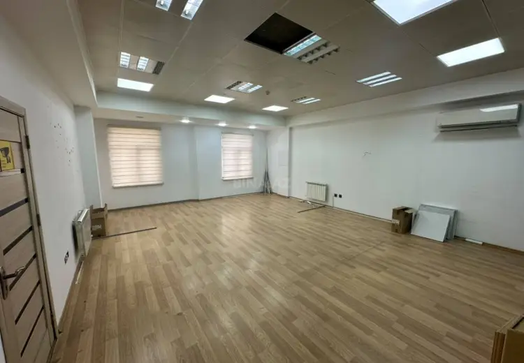 75 m² Obyekt / Ofis Kirayə (aylıq), Nərimanov, Bakı
