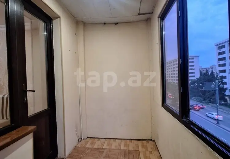 3 otaqlı mənzil , Bakı