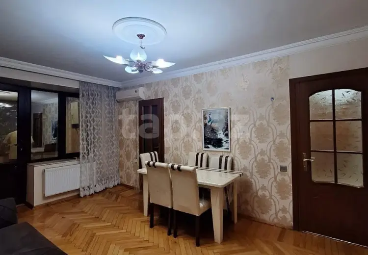 3 otaqlı mənzil , Bakı