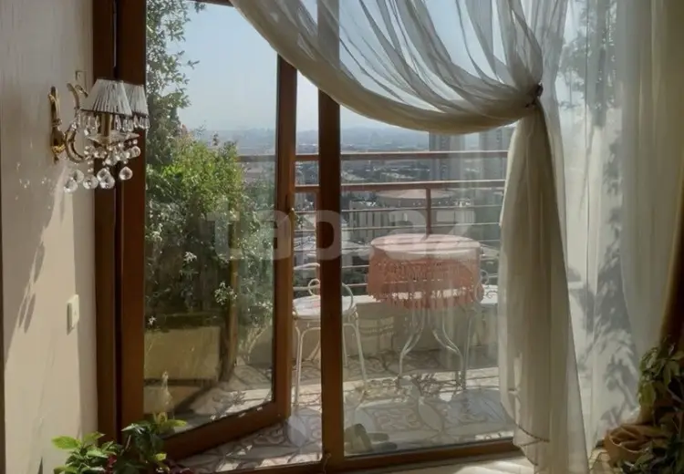 3 otaqlı mənzil , Bakı