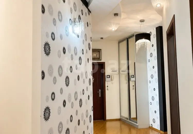 3 otaqlı mənzil , Bakı