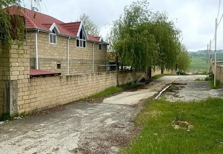 4 otaqlı mənzil Satılır, Şamaxı