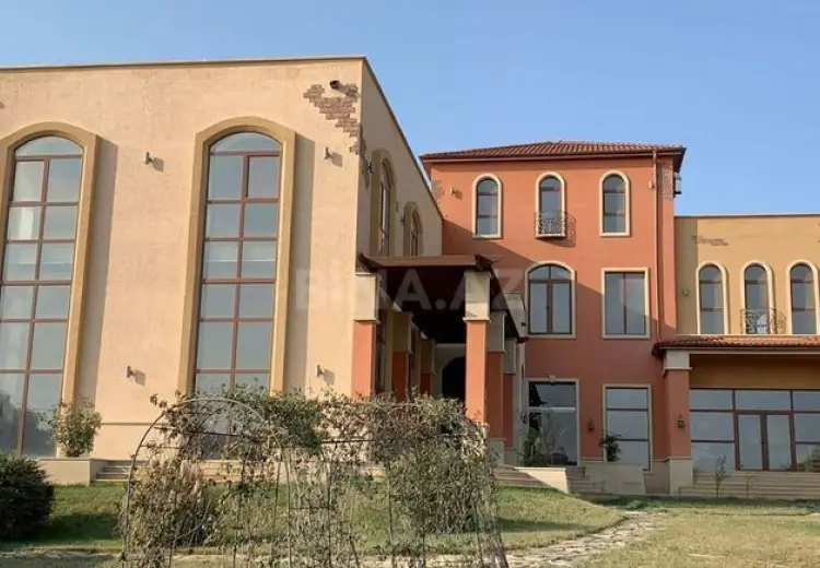 1650 m² Obyekt / Ofis Satılır, Badamdar qəs., Səbail, Bakı