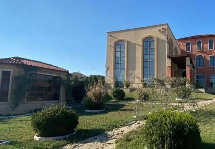 1650 m² Obyekt / Ofis Satılır, Badamdar qəs., Səbail, Bakı