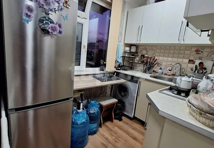 3 otaqlı mənzil , Bakı