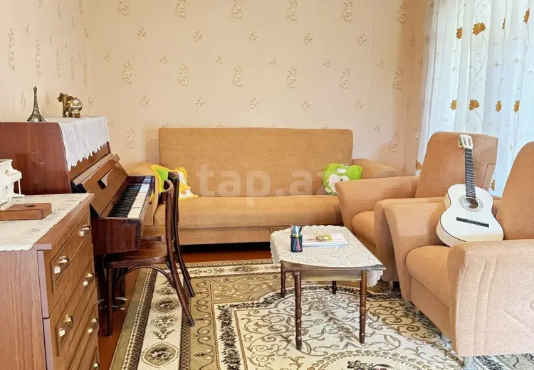 3 otaqlı mənzil , Şəki