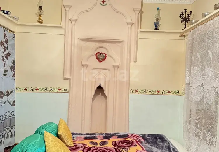 3 otaqlı mənzil , Şəki