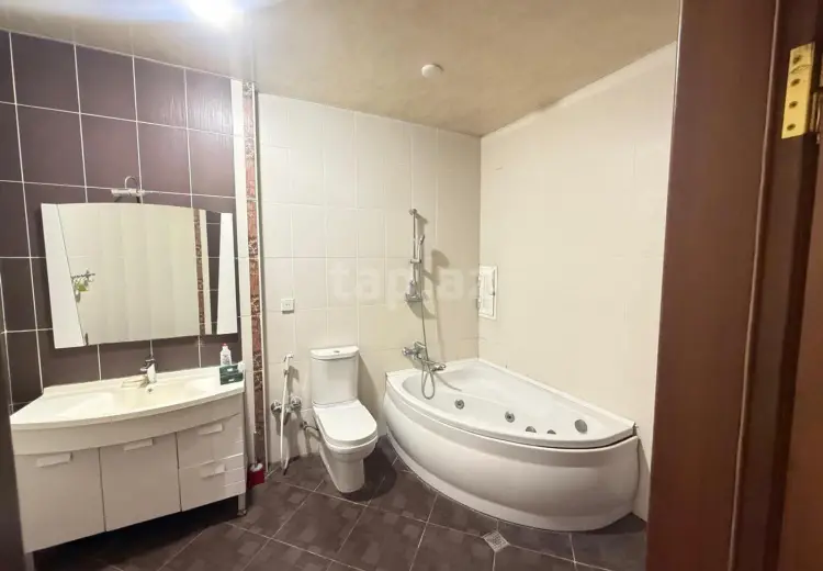3 otaqlı mənzil , Bakı