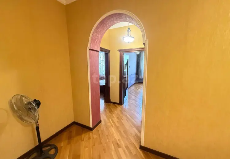 3 otaqlı mənzil , Bakı