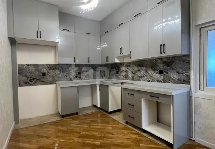 3 otaqlı mənzil , Bakı