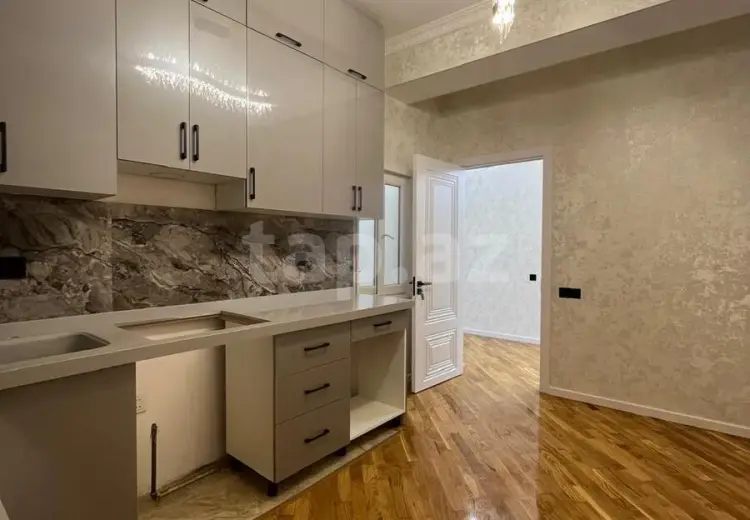 3 otaqlı mənzil , Bakı