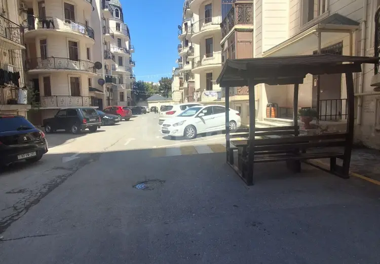 3 otaqlı mənzil , Xırdalan
