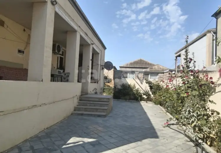 3 otaqlı mənzil , Bakı