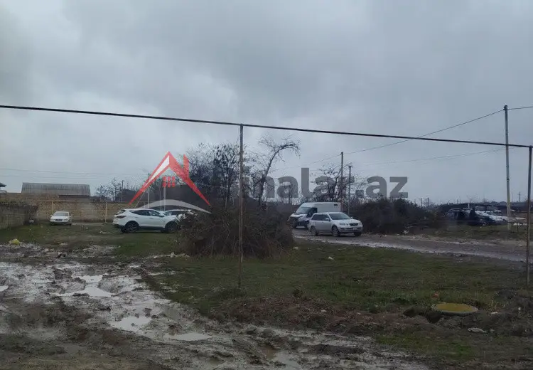 10 sot Torpaq Satılır, Xudat
