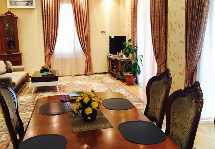 600 m² Obyekt / Ofis Kirayə (aylıq), Nəsimi, Bakı
