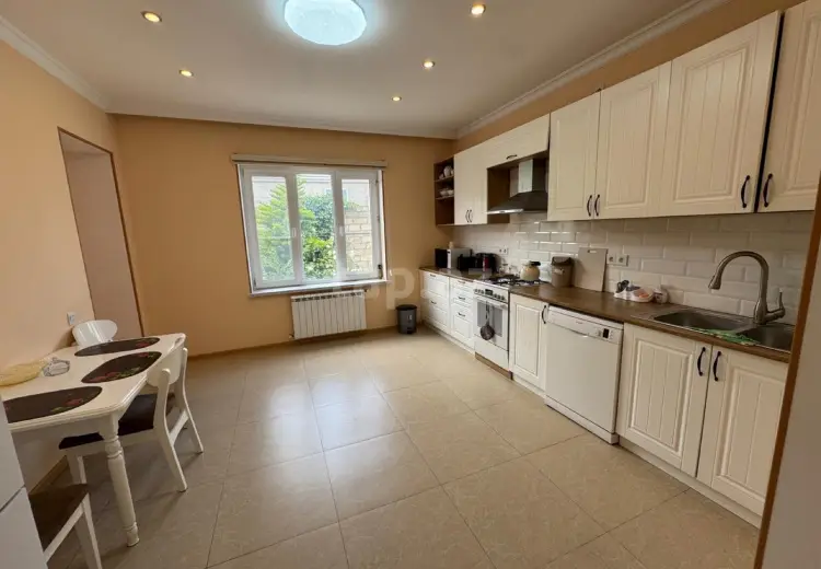 3 otaqlı mənzil , Qusar