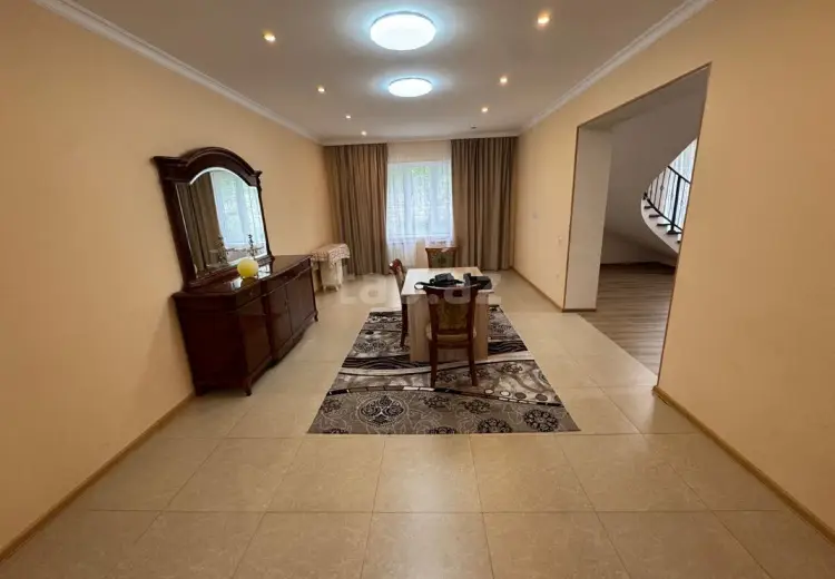 3 otaqlı mənzil , Qusar