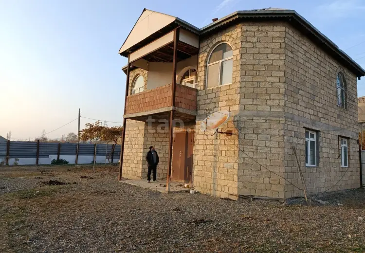 3 otaqlı mənzil , Mingəçevir