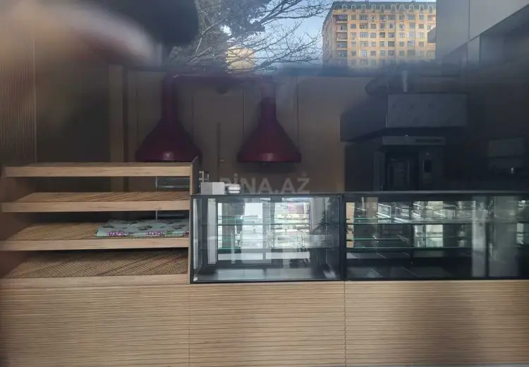 200 m² Obyekt / Ofis Satılır, 9-cu mikrorayon, Binəqədi, Bakı