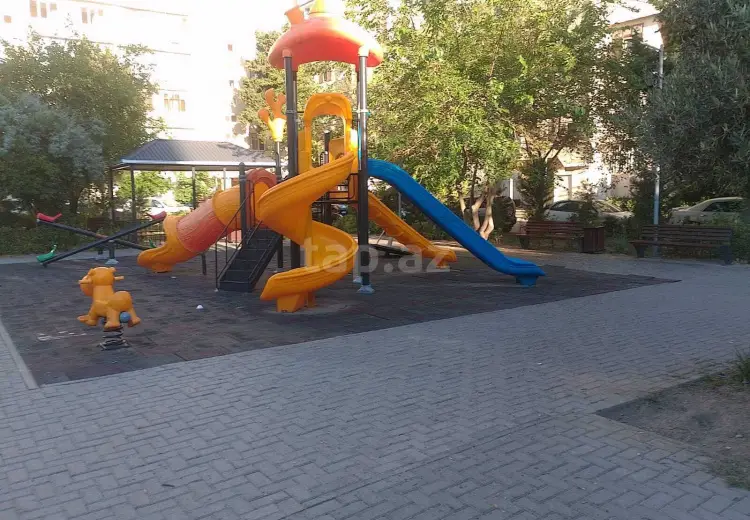 3 otaqlı mənzil , Bakı