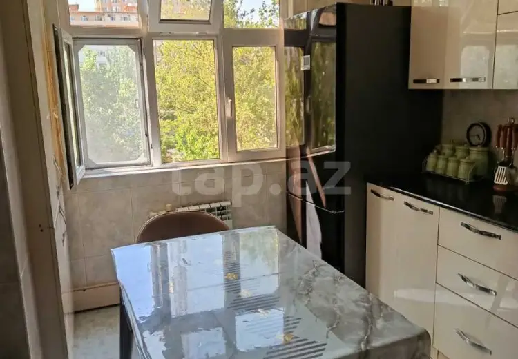 3 otaqlı mənzil , Bakı