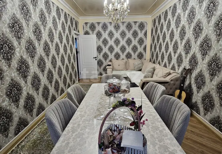 3 otaqlı mənzil , Bakı