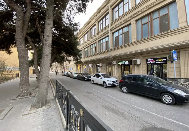 30 m² Obyekt / Ofis Satılır, Nəsimi, Bakı