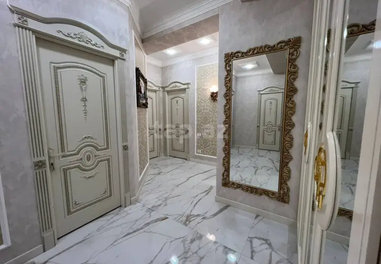 3 otaqlı mənzil , Bakı