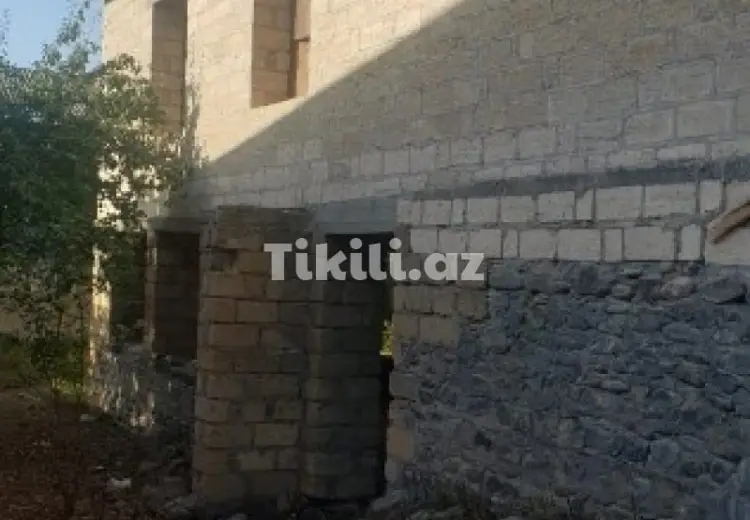 5 otaqlı mənzil Satılır,