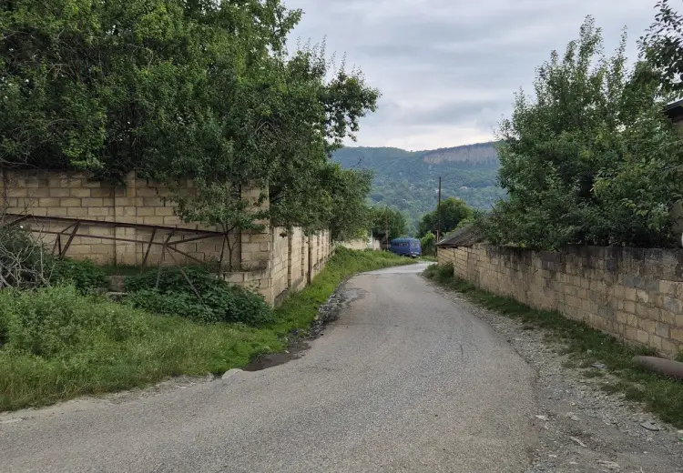 9 sot Torpaq Satılır, Quba