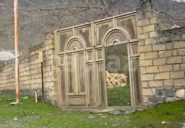 3 otaqlı mənzil , Qəbələ