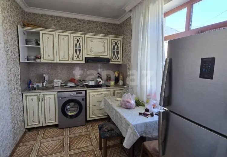 3 otaqlı mənzil , Bakı