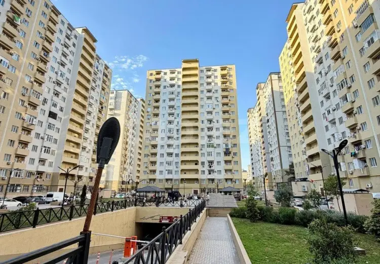 3 otaqlı mənzil , Xırdalan