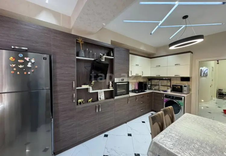 3 otaqlı mənzil , Bakı