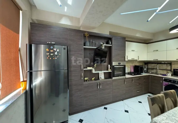 3 otaqlı mənzil , Bakı