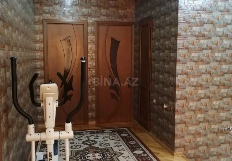 7 otaqlı mənzil Satılır, Quba
