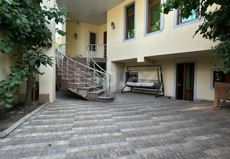 3 otaqlı mənzil , Xırdalan