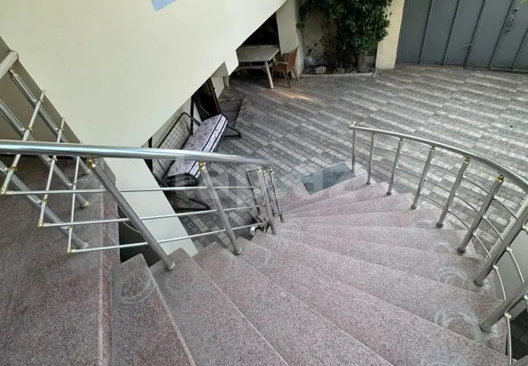3 otaqlı mənzil , Xırdalan