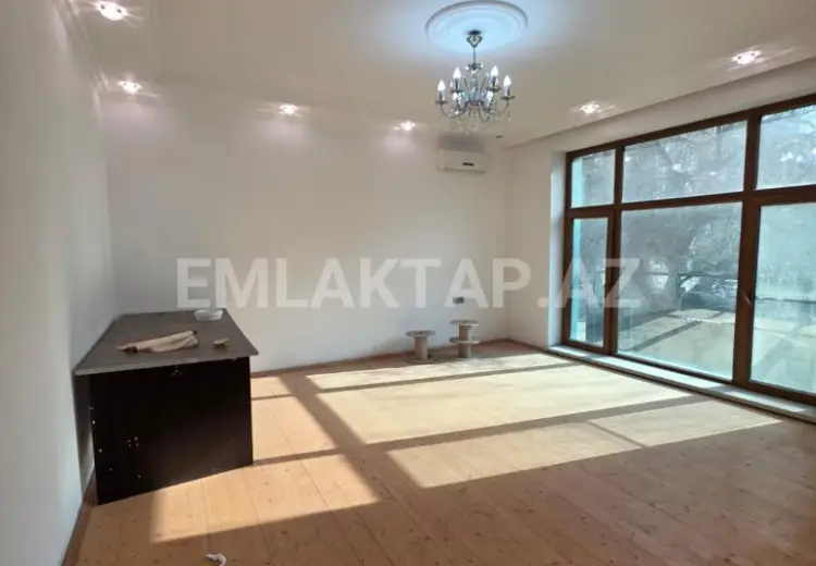 300 m² Obyekt / Ofis Kirayə (aylıq), Nərimanov, Bakı