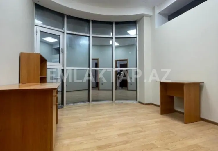 200 m² Obyekt / Ofis Kirayə (aylıq), Nərimanov, Bakı