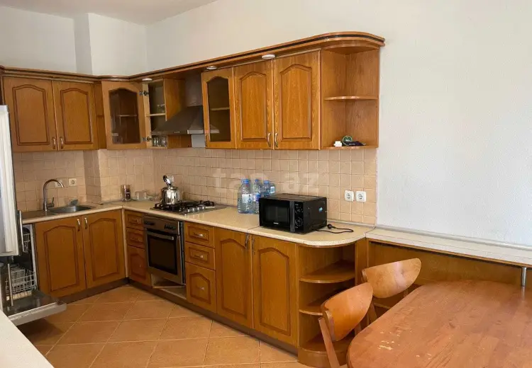 3 otaqlı mənzil , Bakı